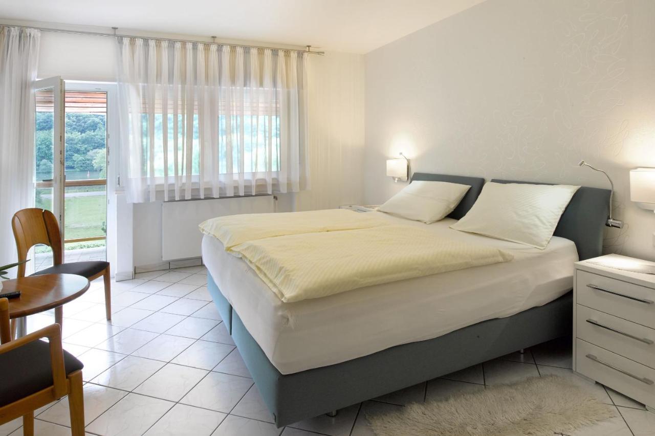 Weinhaus Henerichs Hotel Pommern Екстериор снимка